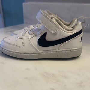 Nike Kids White and Navy Sneakers